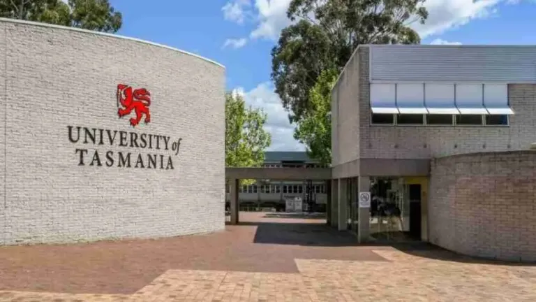 University of Tasmania Graduate Research Scholarship